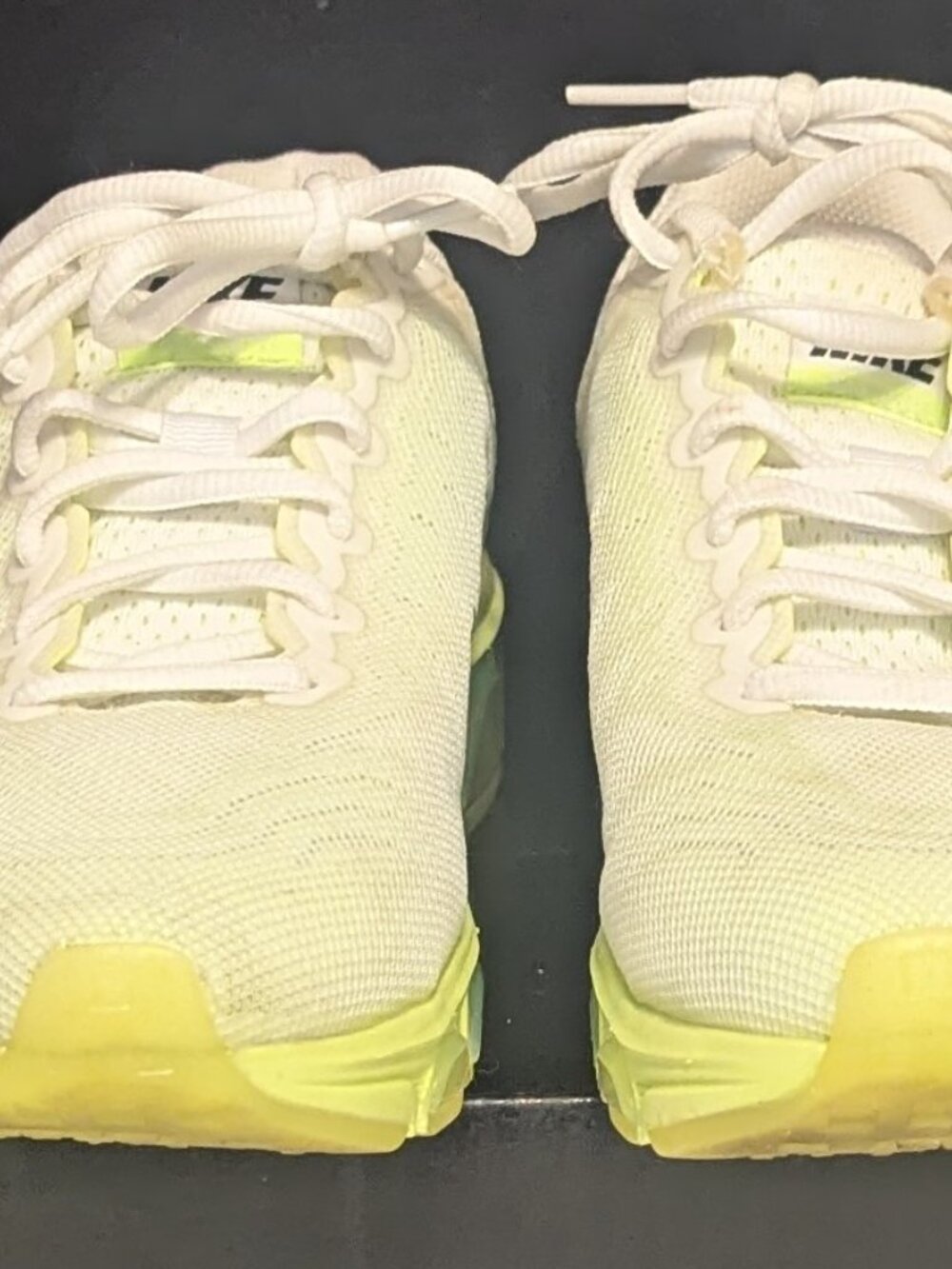 Nike Air Max women's sneaker in size 8.5 - Picture 3 of 7